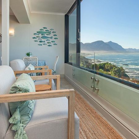 Walker Bay Luxury Seafront Apartment Hermanus Exterior photo